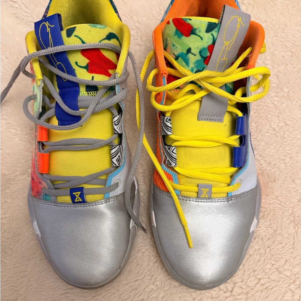 Nike Multicolor Silver Sneakers